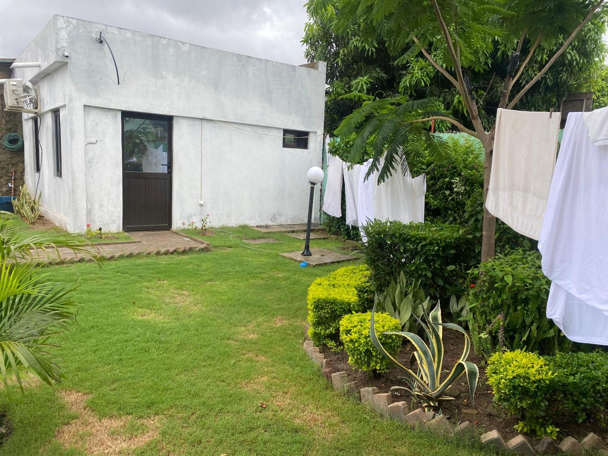 Aeropark Residencial Hostel Maputo Exterior photo