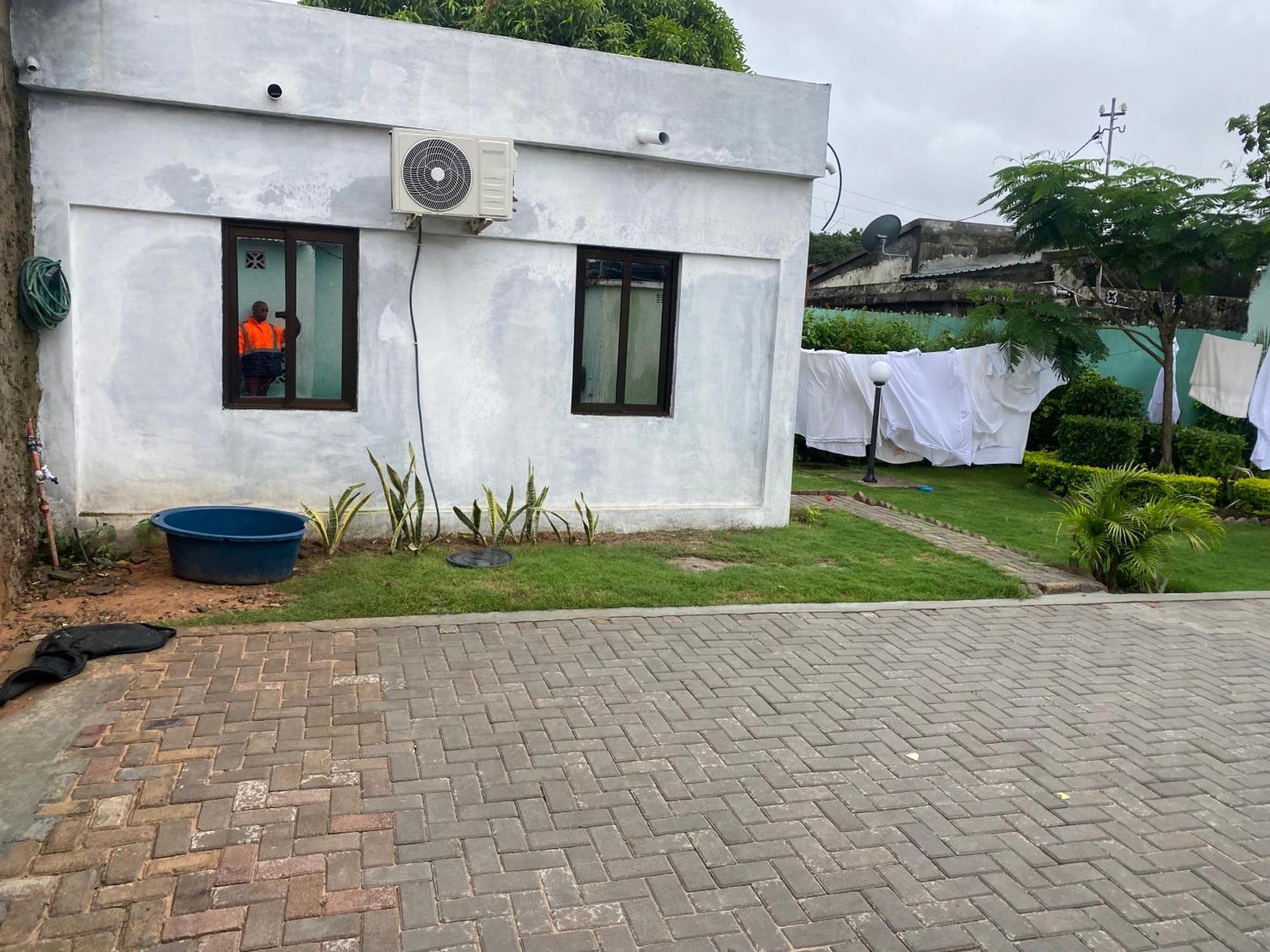 Aeropark Residencial Hostel Maputo Exterior photo