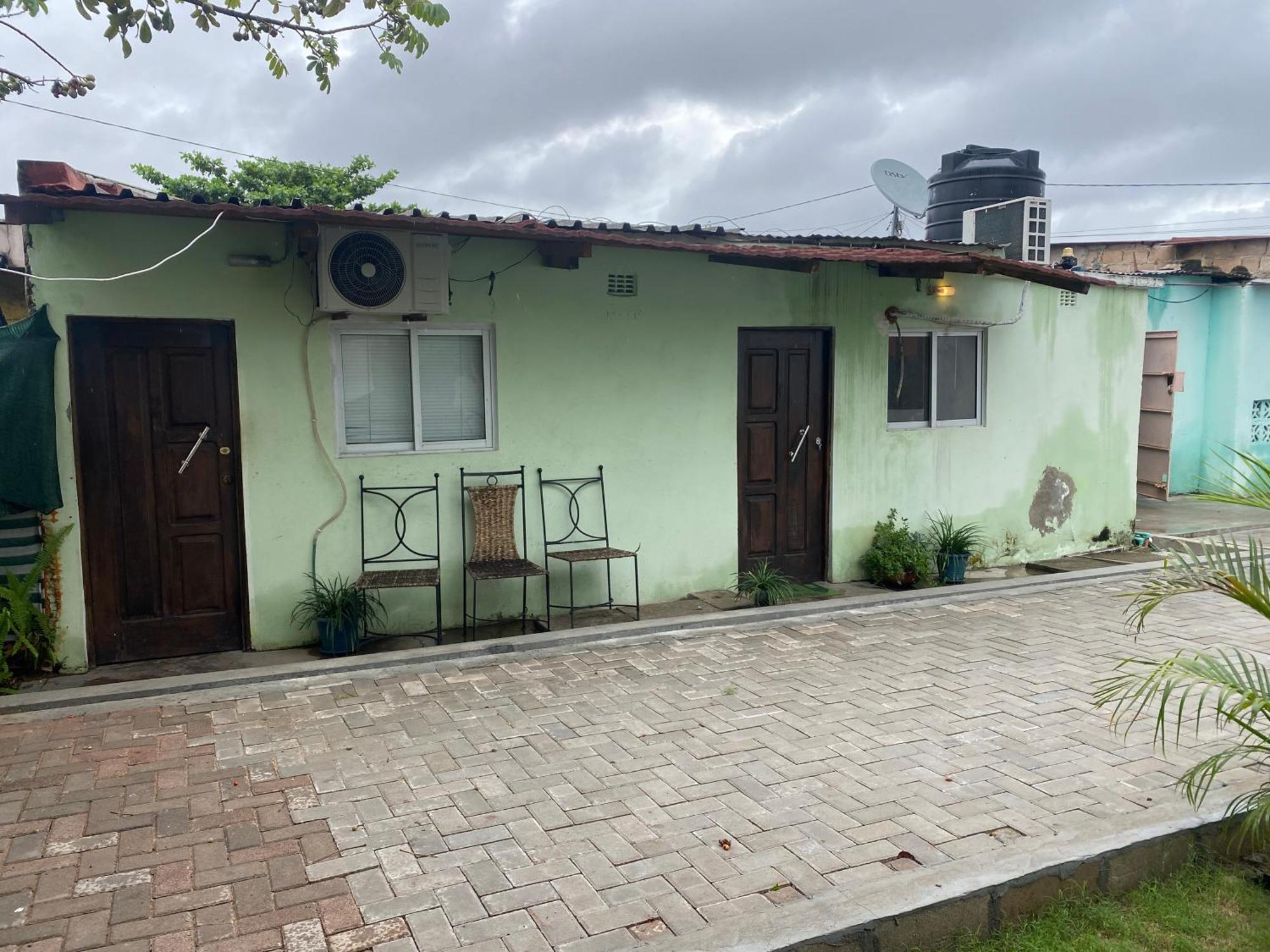 Aeropark Residencial Hostel Maputo Exterior photo